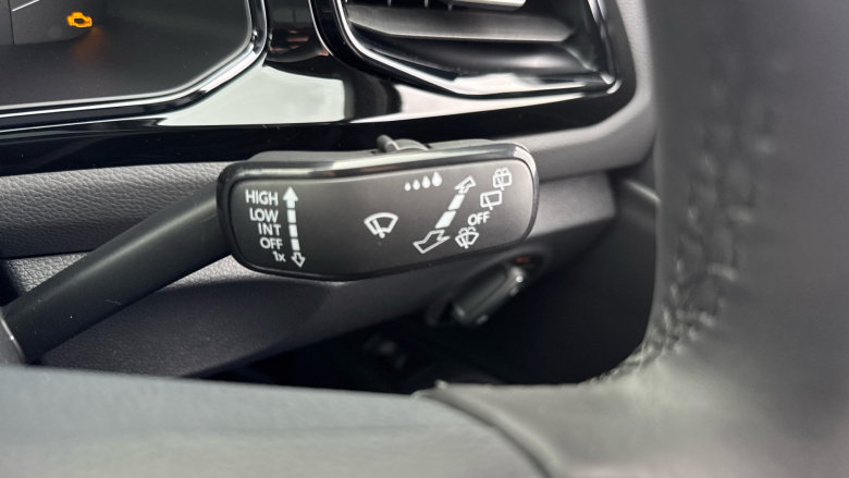 Volkswagen T-Roc 1.0 TSI 115 Style Design 5dr Petrol Hatchback